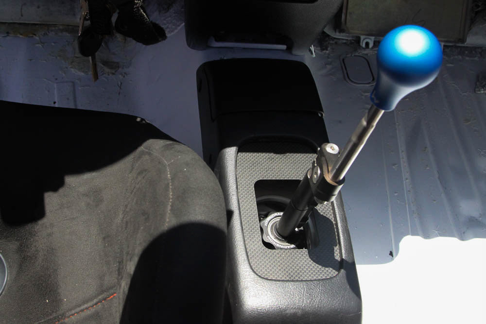 Carbon Fiber Shift Plate (92-95 Civic, 94-01 Integra)